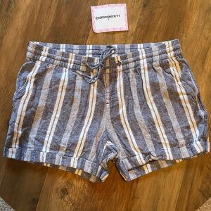 Old Navy Blue and White Striped Women Shorts